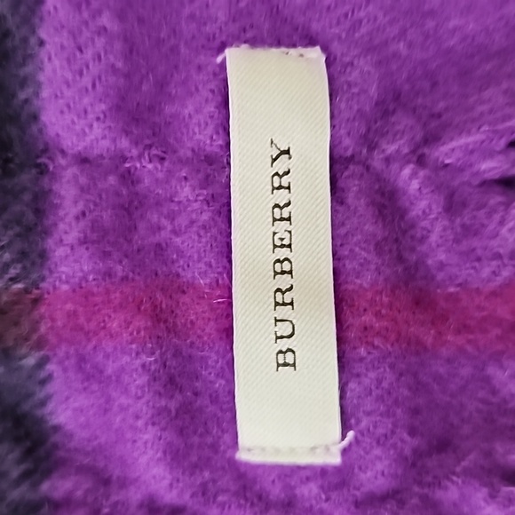 Burberry Check Scarf - Picture 4 of 4